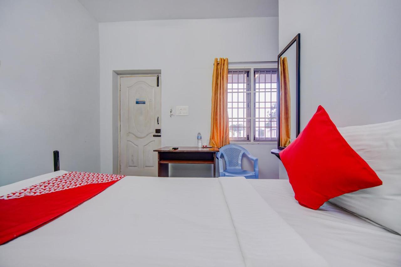 Oyo 81673 D Anchorage Inn Pondicherry Exterior photo
